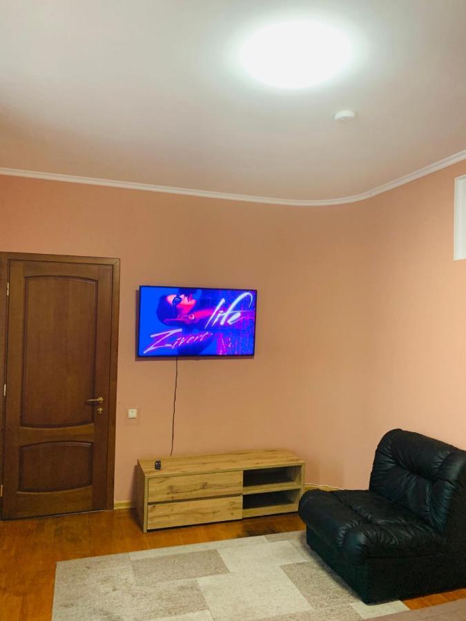 Хостел Friends House Odessa Exterior foto